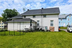 100 W Erie St, Creston, OH 44217 - Photo 4