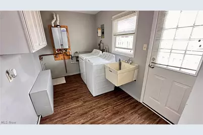 1206 Genesee Avenue, Mayfield Heights, OH 44124 - Photo 18