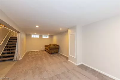 1241 Sunset Road, Mayfield Heights, OH 44124 - Photo 38