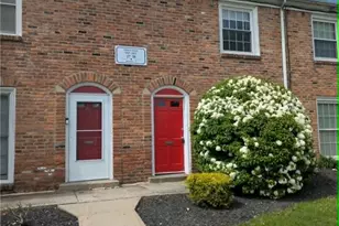 11 Trenton Square, Euclid, OH 44143 - Photo 2