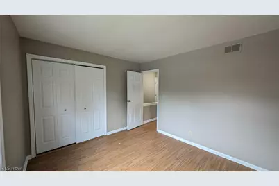 11 Trenton Square #T-36, Euclid, OH 44143 - Photo 20