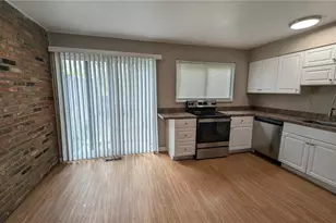 11 Trenton Square, Euclid, OH 44143 - Photo 8