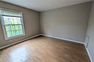 11 Trenton Square, Euclid, OH 44143 - Photo 14