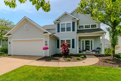 10266 Wildflower Way, Grandview Heights, OH 44147 - Photo 1