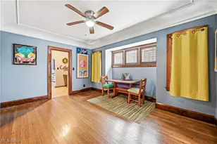 15 S Portland Ave, Youngstown, OH 44509 - Photo 8