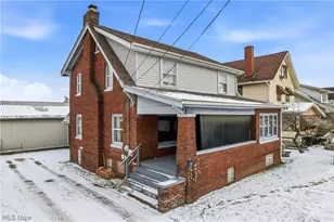 15 S Portland Ave, Youngstown, OH 44509 - Photo 2