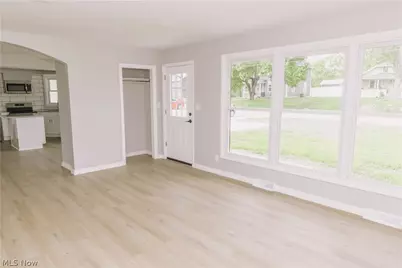 967 S Canal Street, Canal Fulton, OH 44614 - Photo 4