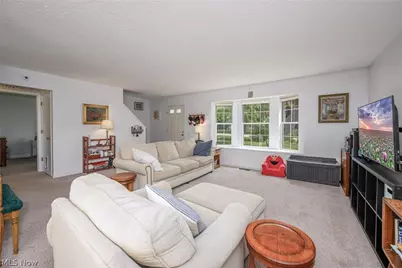 1722 W Idlewood Drive, Twinsburg, OH 44087 - Photo 12
