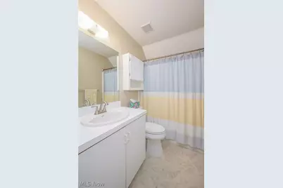 1722 W Idlewood Drive, Twinsburg, OH 44087 - Photo 28