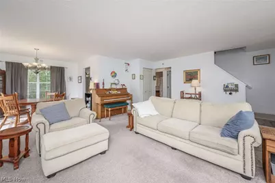 1722 W Idlewood Drive, Twinsburg, OH 44087 - Photo 10