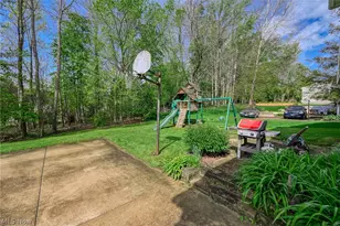 1722 W Idlewood Dr, Twinsburg, OH 44087 - Photo 8