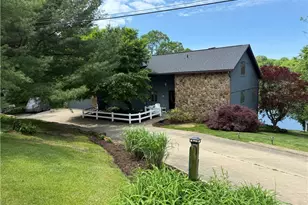 3790 E Buckhorn Dr, Millersburg, OH 44654 - Photo 2