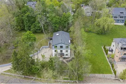 58 W Orange Street, Chagrin Falls, OH 44022 - Photo 2