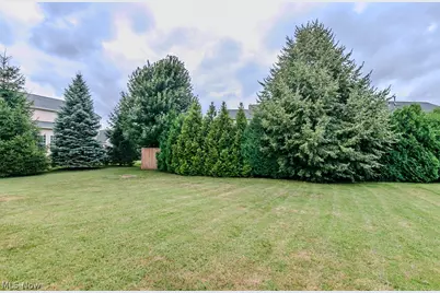 526 Deerwood Court, Painesville, OH 44077 - Photo 6