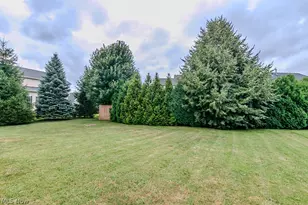 526 Deerwood Ct, Painesville, OH 44077 - Photo 6