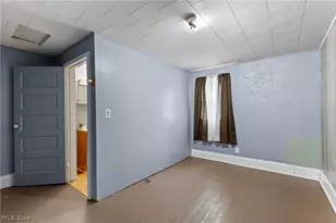 160 S Sugar St, St Clairsville, OH 43950 - Photo 20