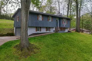 2490 Oak Tree Dr NW, Dover, OH 44622 - Photo 2