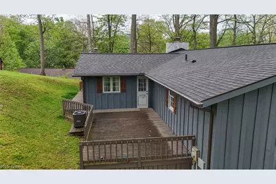 2490 Oak Tree Drive NW, Dover, OH 44622 - Photo 4
