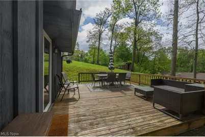 2490 Oak Tree Drive NW, Dover, OH 44622 - Photo 8