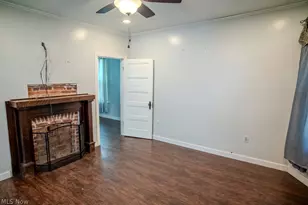 1045 Laird Ave, Parkersburg, WV 26101 - Photo 6