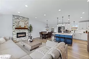 12008 Tucson Dr, Parma, OH 44130 - Photo 4