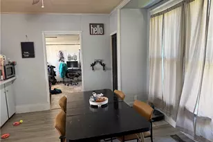128 W 8th St, Uhrichsville, OH 44683 - Photo 6