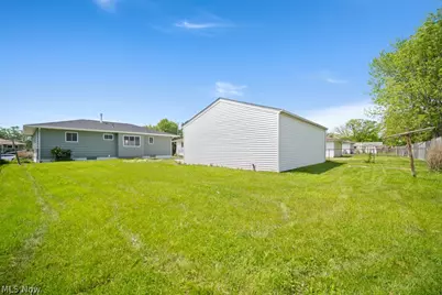322 Windsor Drive, Elyria, OH 44035 - Photo 28