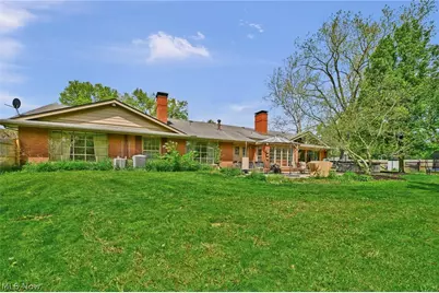 169 Brentview Drive, Grafton, OH 44044 - Photo 2