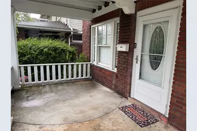 10806 Clifton Boulevard #West, Loveland, OH 44102 - Photo 2