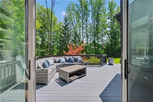 560 Club Dr, Aurora, OH 44202 - Photo 22