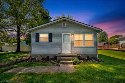 1144 Noble Street, Barberton, OH 44203 - Photo 1