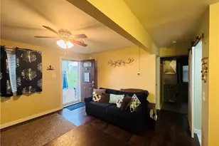 4448 Lake Dr N, Geneva, OH 44041 - Photo 20