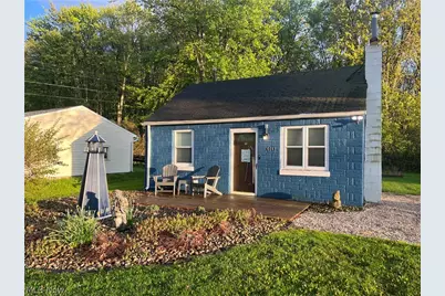 4448 Lake Drive N, Geneva, OH 44041 - Photo 1