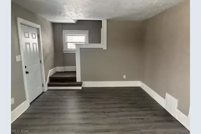 750 Brown Street, Akron, OH 44311 - Photo 8