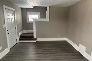 750 Brown St, Akron, OH 44311 - Photo 8