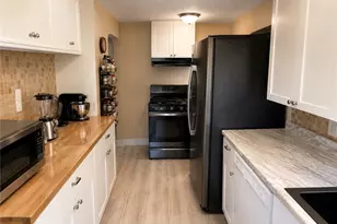 9614 Ravenna Rd, Twinsburg, OH 44087 - Photo 6