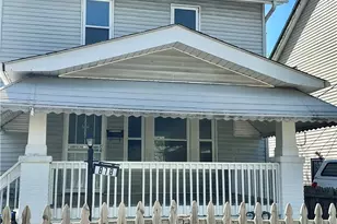 878 E 130th St, Loveland, OH 44108 - Photo 1