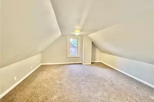 878 E 130th St, Loveland, OH 44108 - Photo 8