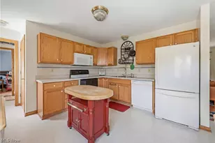 1752 Ansley Way, Salem, OH 44460 - Photo 6