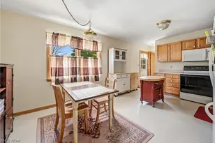 1752 Ansley Way, Salem, OH 44460 - Photo 10