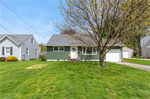 4871 15th St SW, Canton, OH 44710 - Photo 2