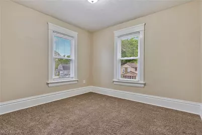 796 Dayton Street, Akron, OH 44310 - Photo 18
