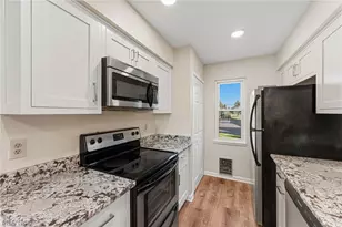 13011 W Lake Rd, Vermilion, OH 44089 - Photo 12