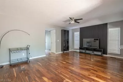 8716 Blossom Drive, Mentor, OH 44060 - Photo 10