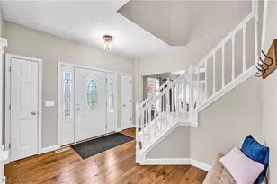 386 Weatherstone Dr, Wadsworth, OH 44281 - Photo 6