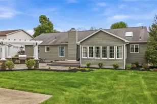 100 Forest-Hill Dr, Hubbard, OH 44425 - Photo 10