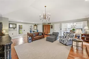 100 Forest-Hill Dr, Hubbard, OH 44425 - Photo 16