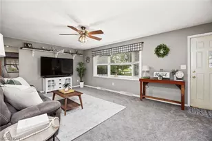 102 Young Dr, Lodi, OH 44254 - Photo 8