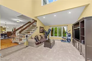 29526 Bryce Rd, Loveland, OH 44124 - Photo 8