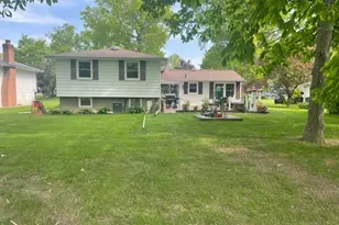 4937 Timberview Dr, Vermilion, OH 44089 - Photo 4